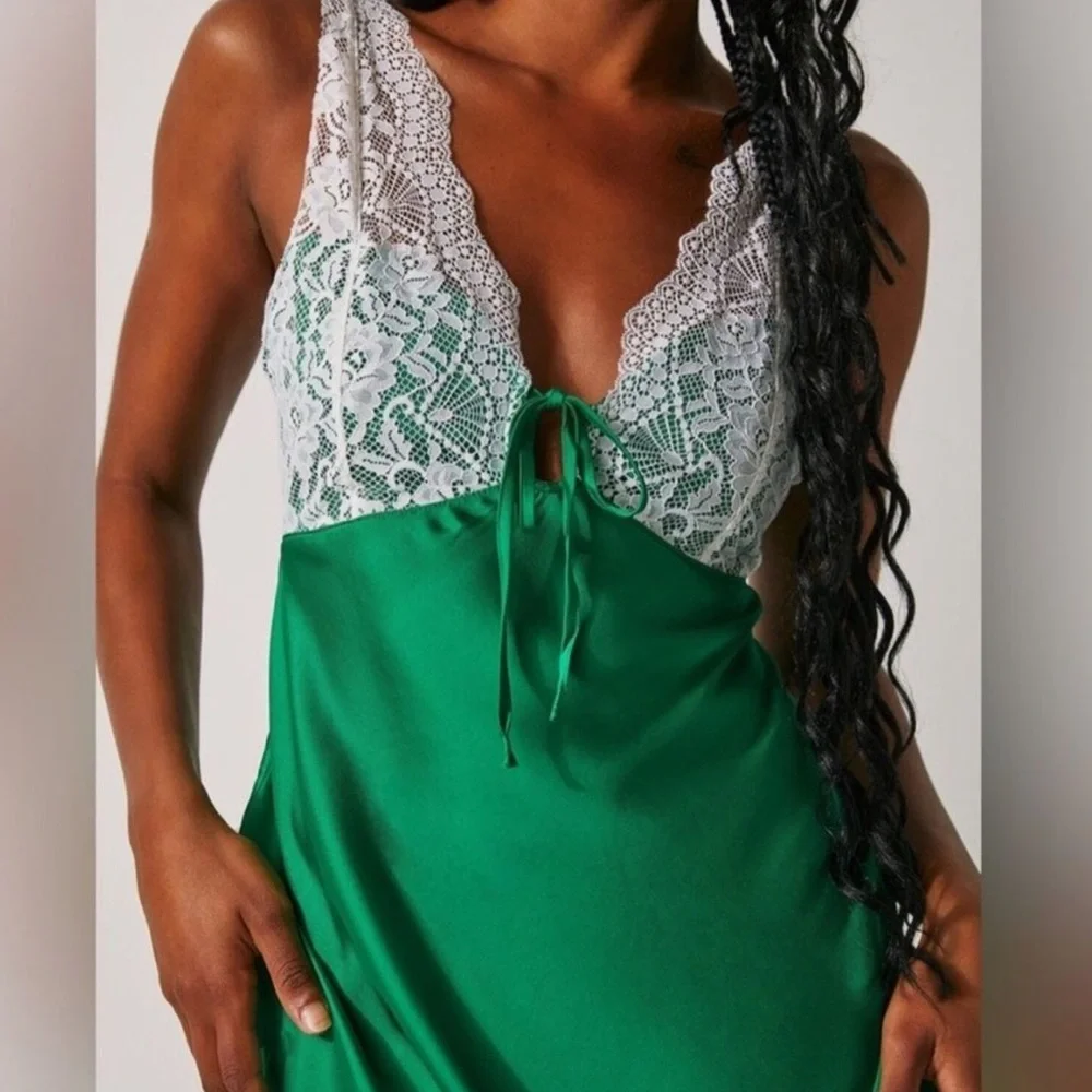 NWOT Free People Countryside Maxi Slip - Picture 3 of 4